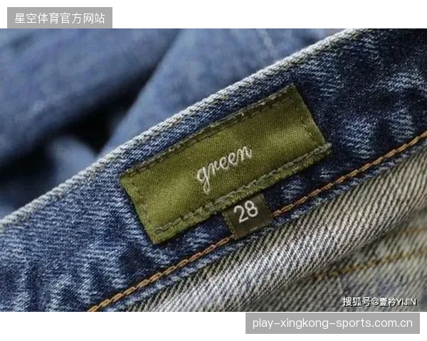 花样滑冰服装厂与时尚设计师合作推出联名系列